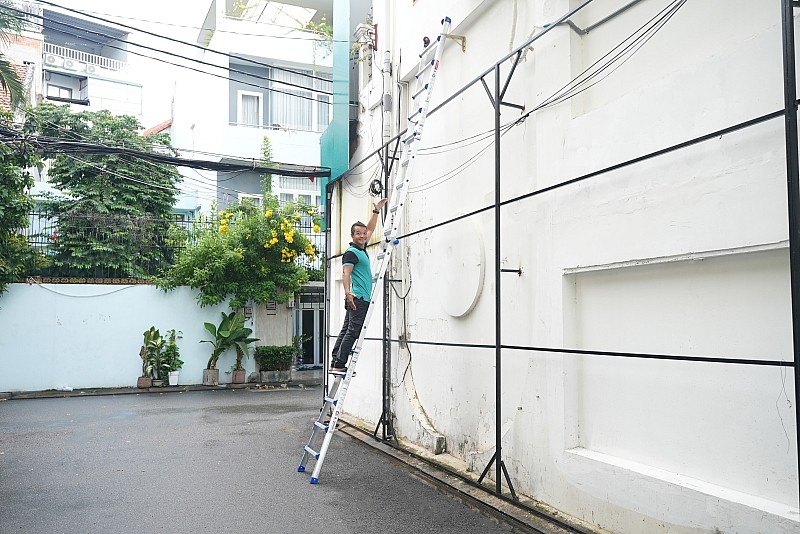 Thang nhôm gấp đa năng Nikawa NKE-45 – chữ A 147–252 cm, chữ I 303–528 cm