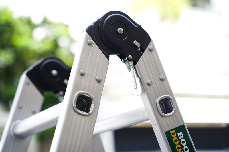 Thang nhôm gấp khóa sập Boodoor KX20 (chữ A 2 m, chữ I 4 m)