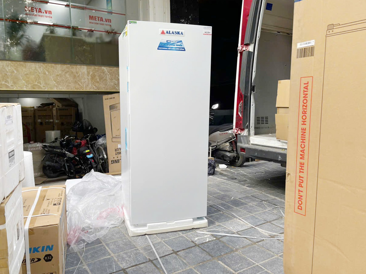 Tủ đông đứng Alaska IF-390N 390 lít