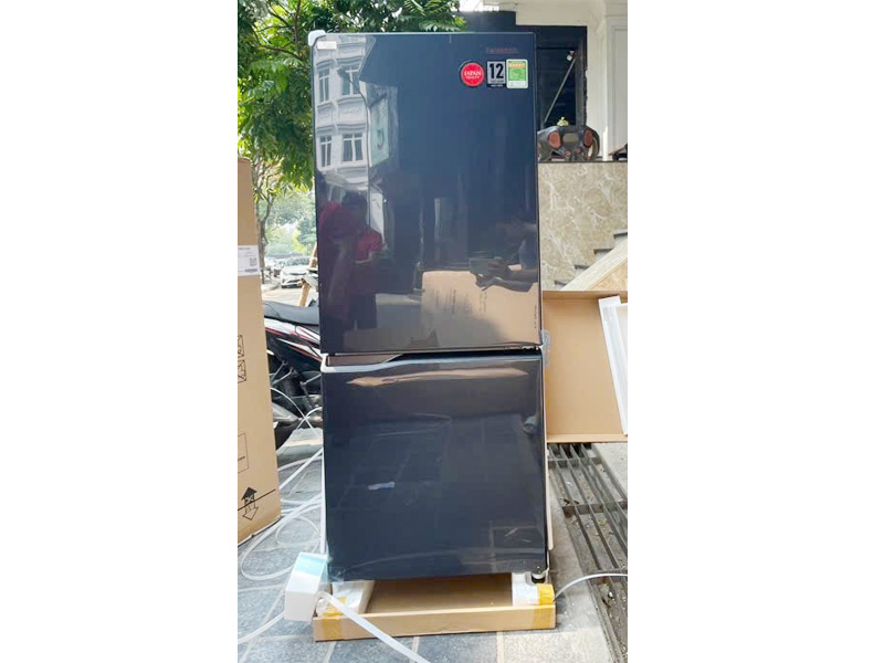 Tủ lạnh Panasonic Inverter 251 lít NR-SP275CPAV