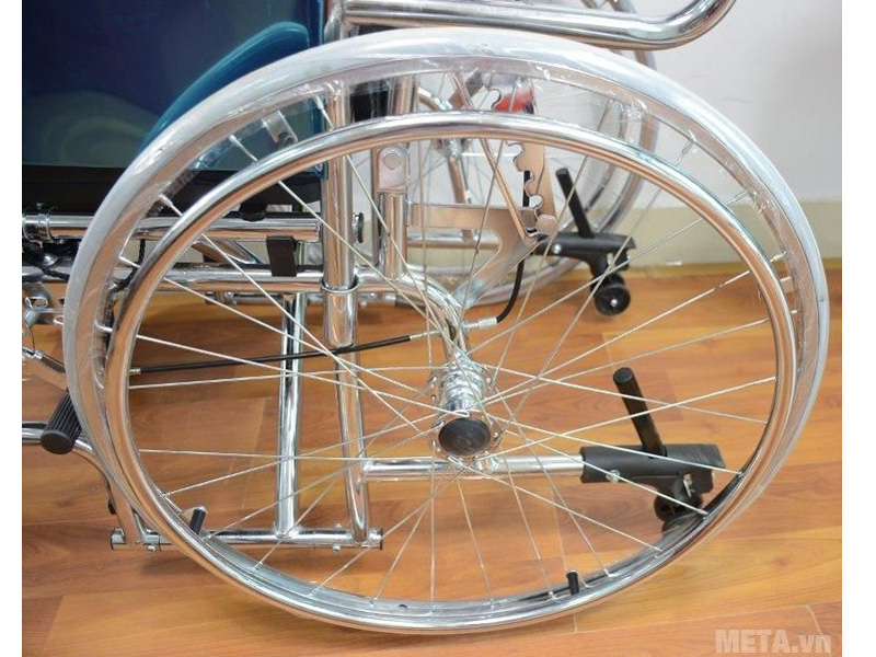 Xe lăn đa năng Lucass V7 (X7/X7A) có bô, ngả nằm, tay phanh