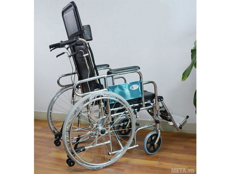 Xe lăn đa năng Lucass V7 (X7/X7A) có bô, ngả nằm, tay phanh