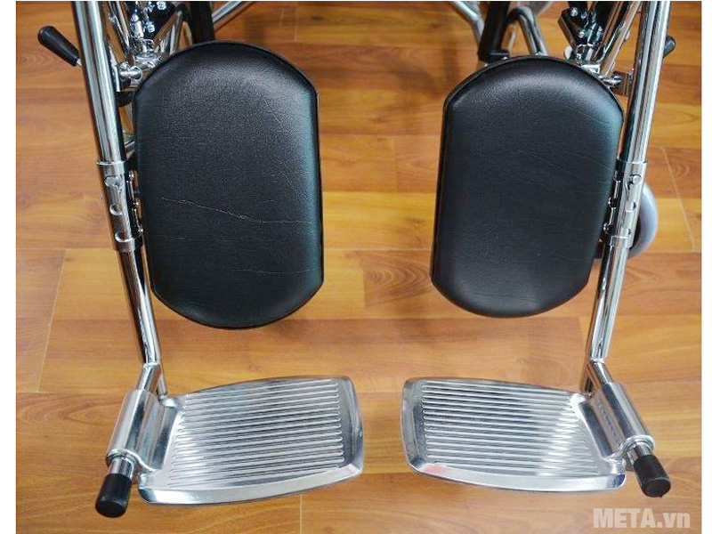 Xe lăn đa năng Lucass V7 (X7/X7A) có bô, ngả nằm, tay phanh