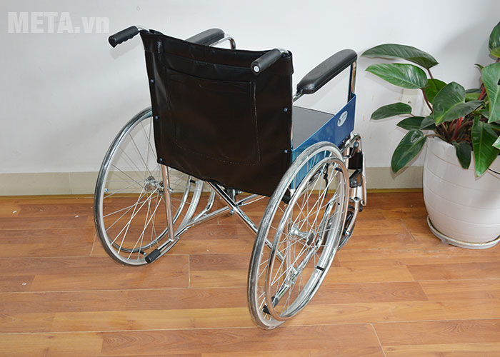Xe lăn tiêu chuẩn có bô Lucass X8 (~S2-XK8)